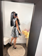 Load image into Gallery viewer, Dress Juliana
