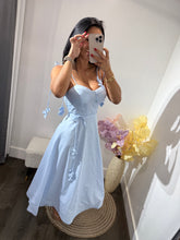 Load image into Gallery viewer, Maxi dress Barbie
