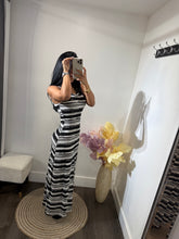 Load image into Gallery viewer, Maxi dress Soraya
