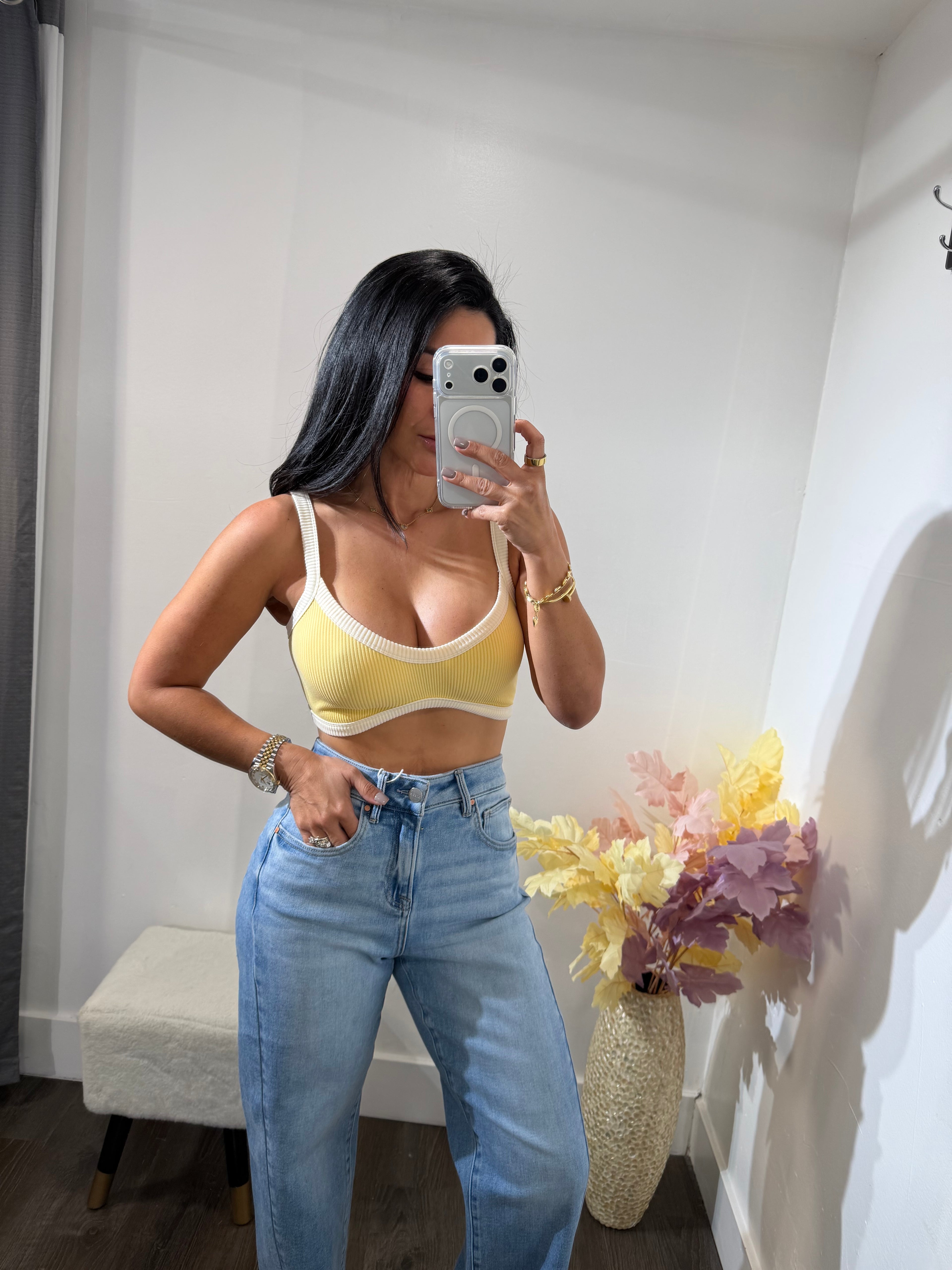 Top basic Lucia