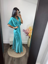 Load image into Gallery viewer, Maxi Dress Loida
