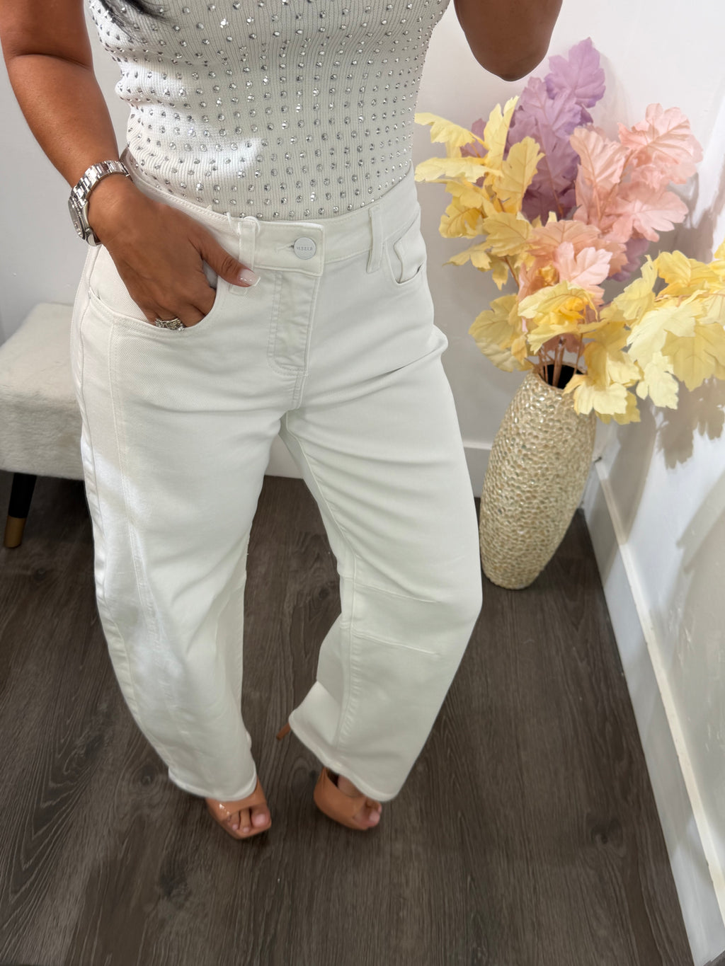 Jean meli white