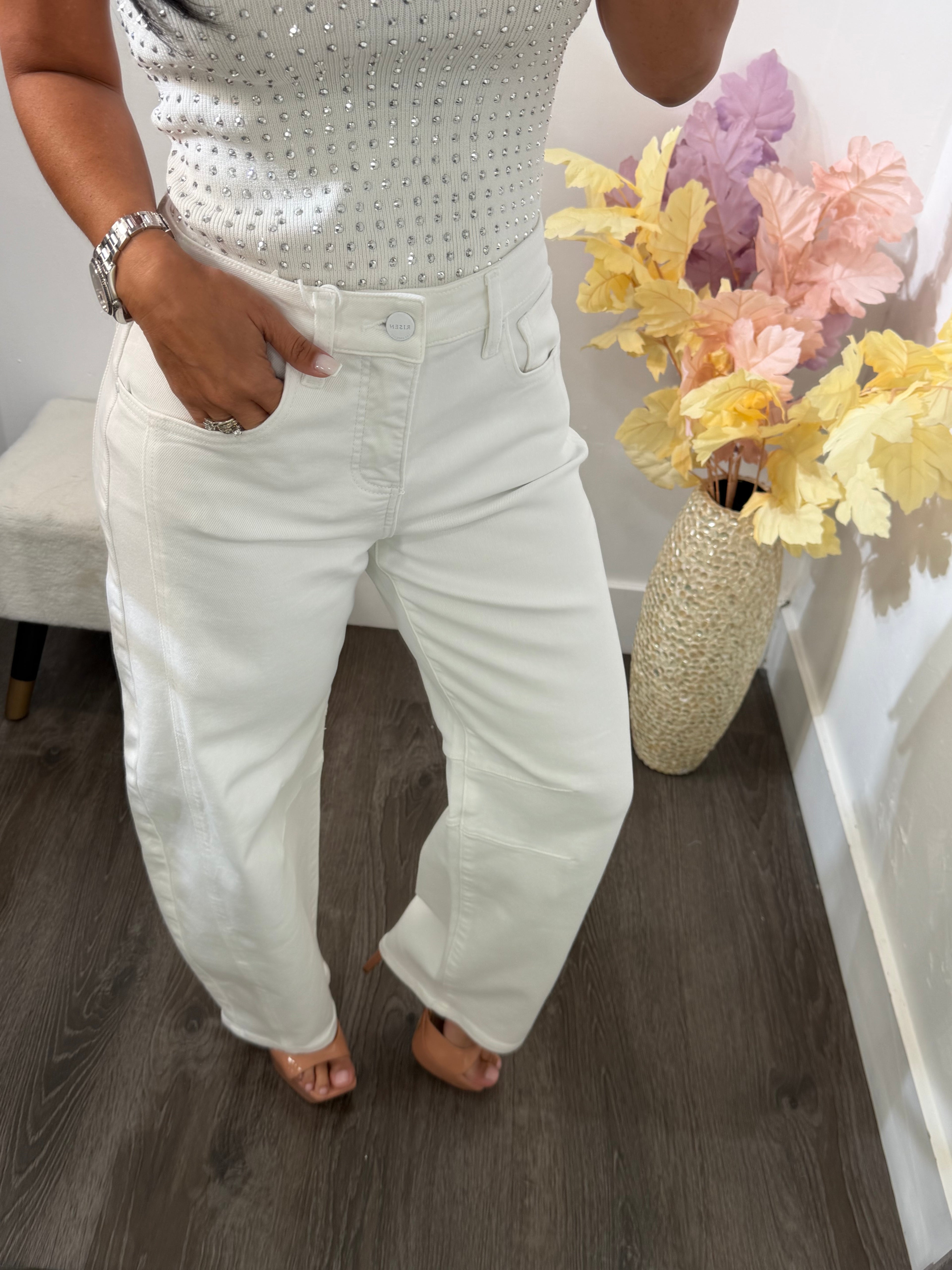 Jean meli white