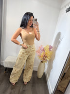 Top basic Liz