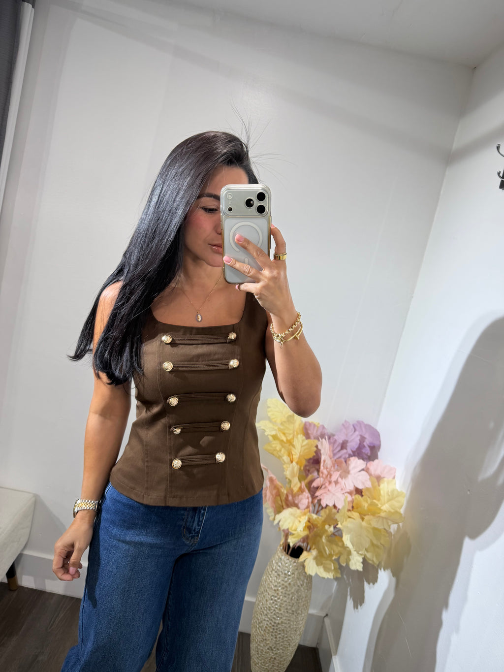 Top Shirley