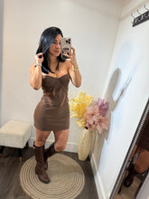 Load image into Gallery viewer, Dress leather monica
