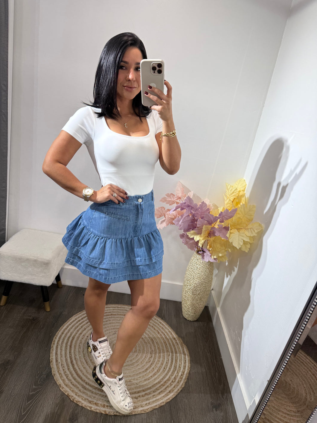 Top basic Laila
