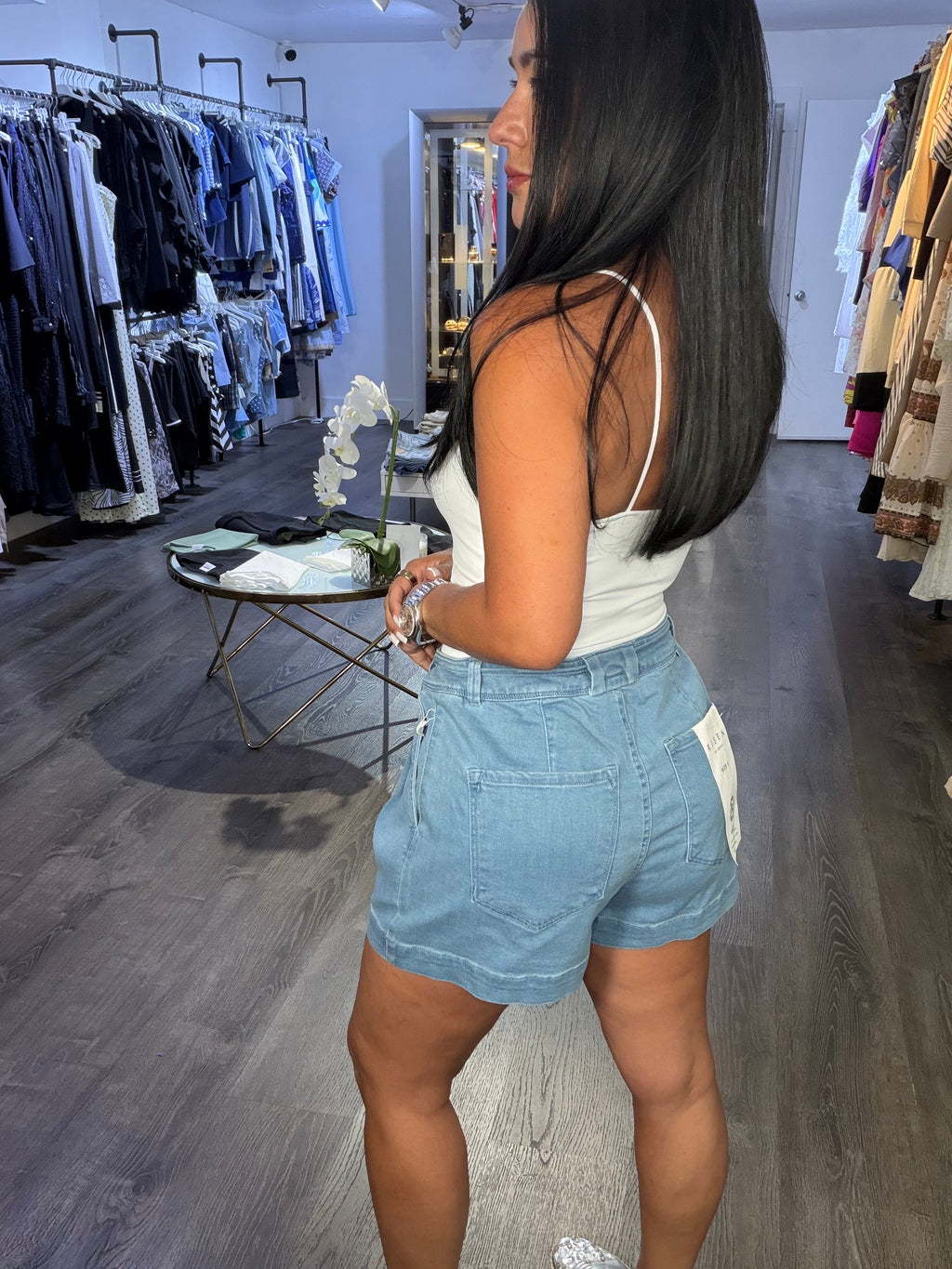 Short denim