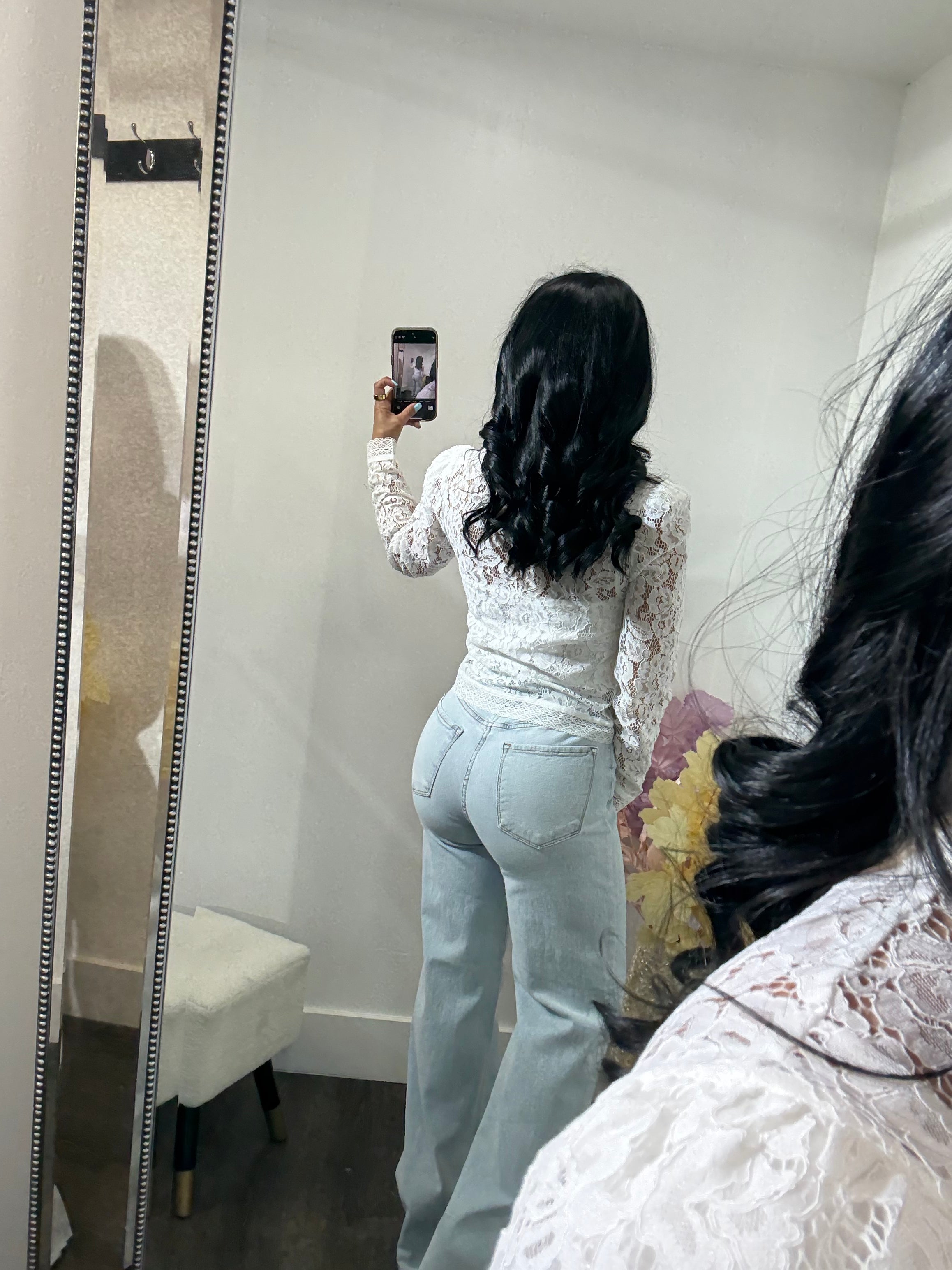 Top button Manuela