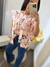 Load image into Gallery viewer, Top Eliana
