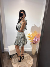 Load image into Gallery viewer, Dress Lula
