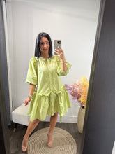 Load image into Gallery viewer, Dress Emilia
