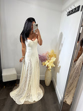 Load image into Gallery viewer, Maxi dress Aidee
