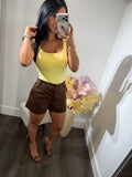 Short ovi satin
