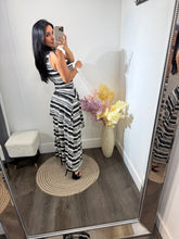 Load image into Gallery viewer, Maxi dress Soraya

