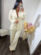 Set Melly