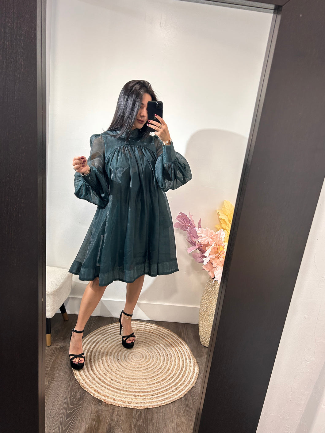 Dress lady