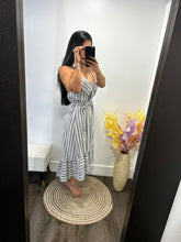 Load image into Gallery viewer, Maxi Dress caro rayas / Sale
