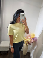 Graphic tee holly