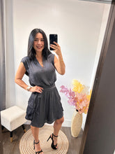 Load image into Gallery viewer, Dress Gloria

