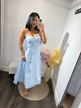 Load image into Gallery viewer, Maxi dress Barbie
