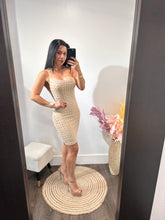 Load image into Gallery viewer, Dress Hally
