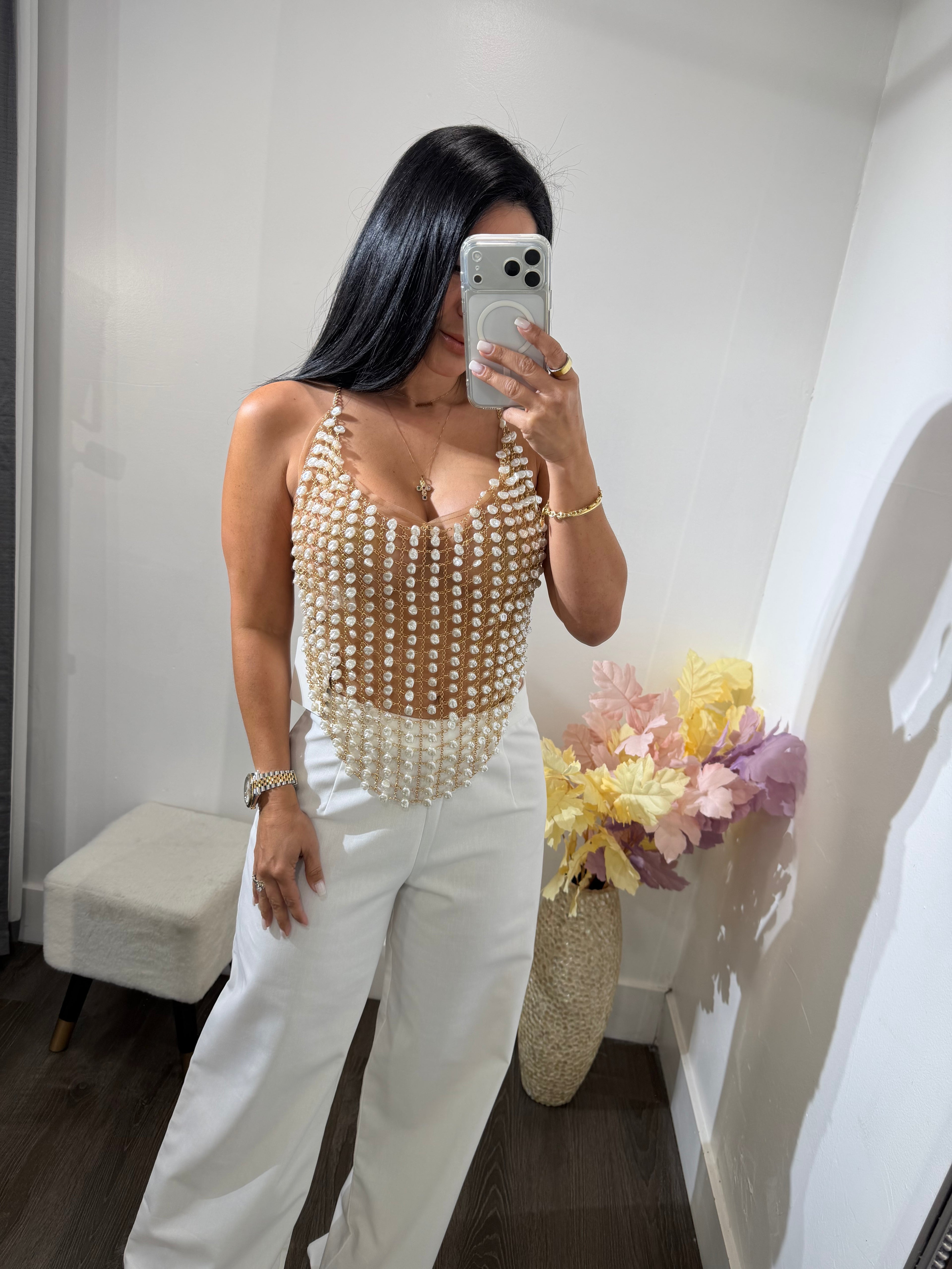 Set Sarina