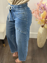 Load image into Gallery viewer, Jean Barrel alina
