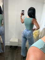 Top basic Zoe