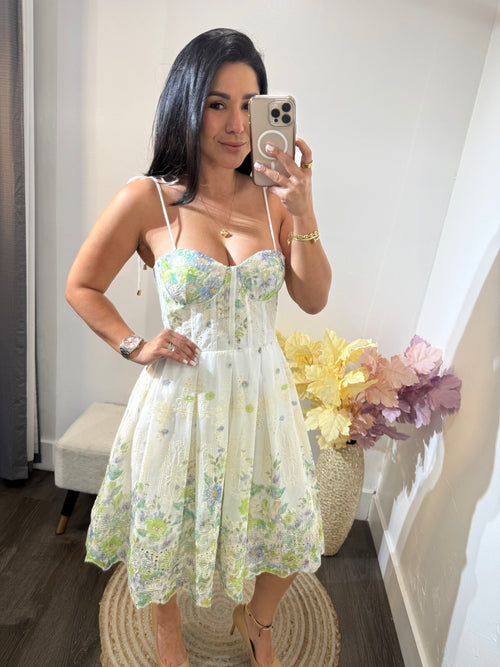 Dress adamari