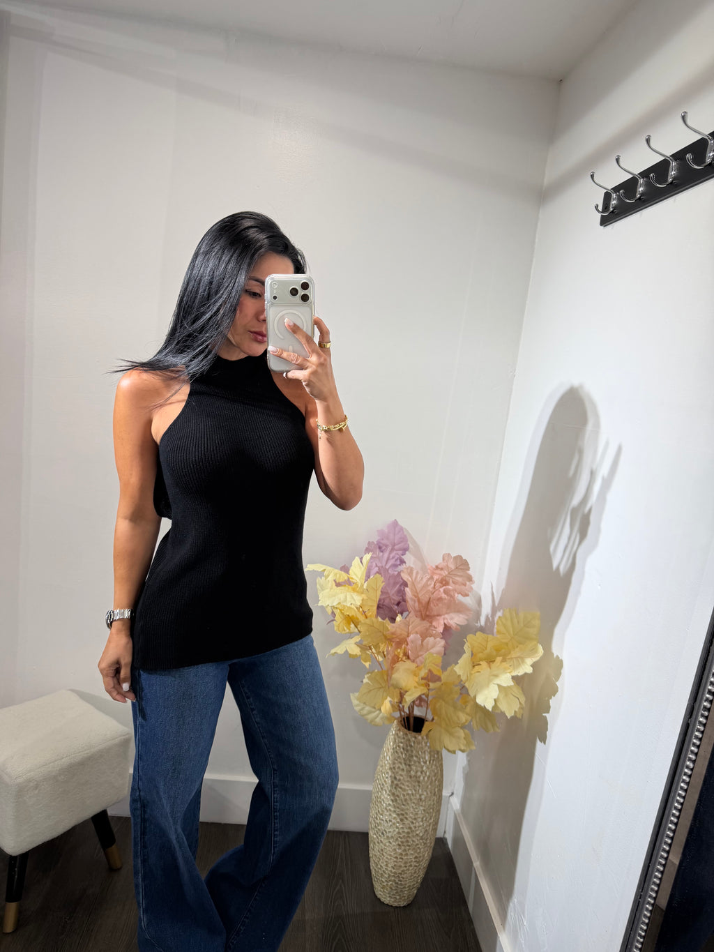Top Ari black