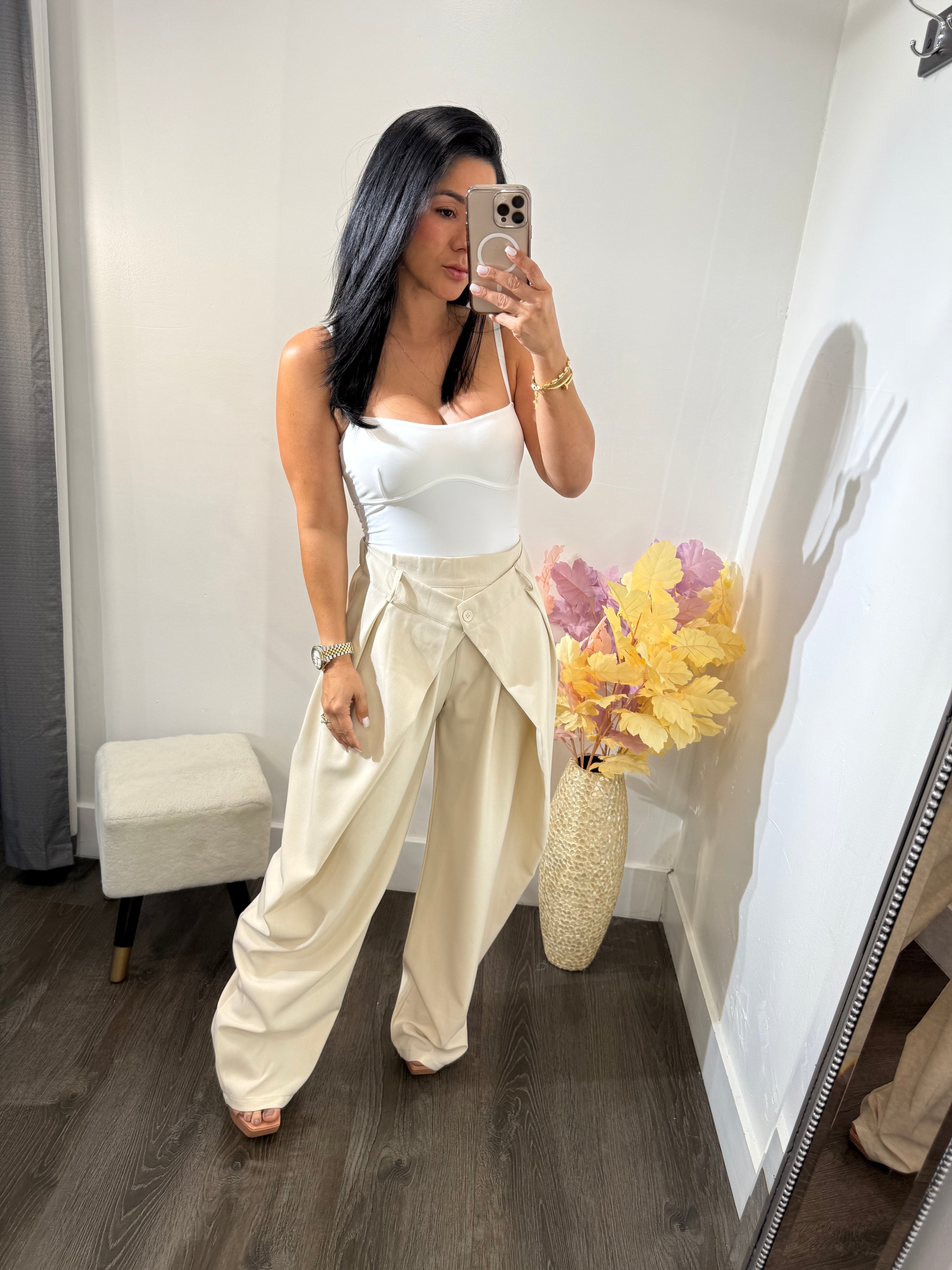 Pant Leila