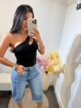 Load image into Gallery viewer, Top Valeria
