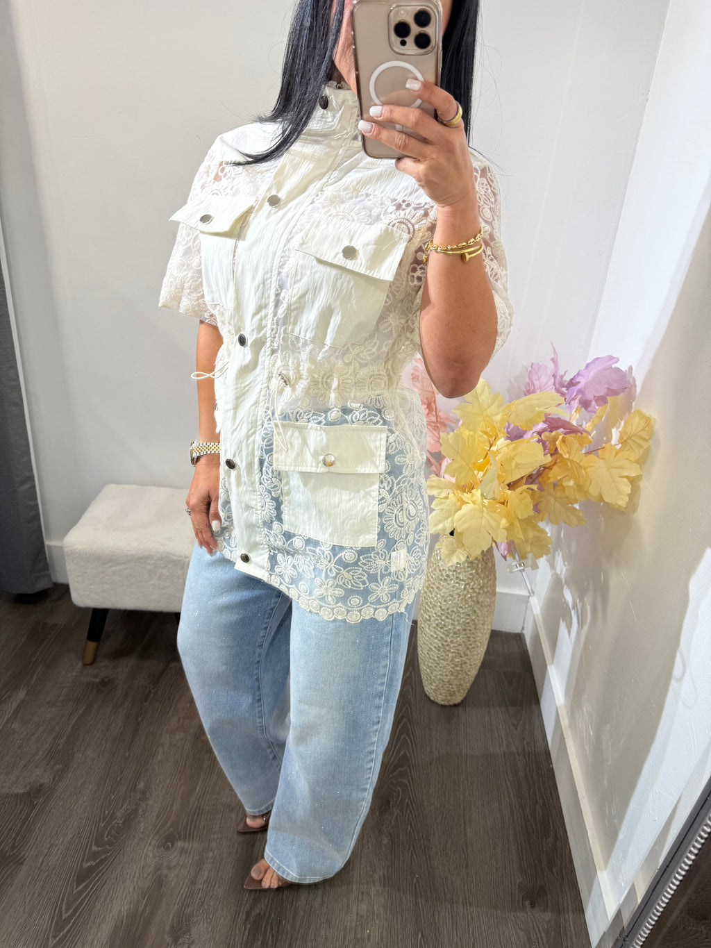 Jacket lace