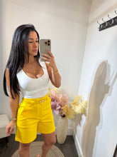 Load image into Gallery viewer, Short Melina
