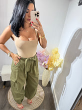 Load image into Gallery viewer, Pant cargo Sandy
