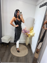 Load image into Gallery viewer, Dress satin Emma

