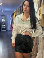 Skirt leather