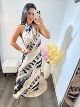 Load image into Gallery viewer, Maxi Dress Enit
