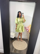 Load image into Gallery viewer, Dress Emilia
