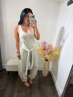 Jumpsuit leida