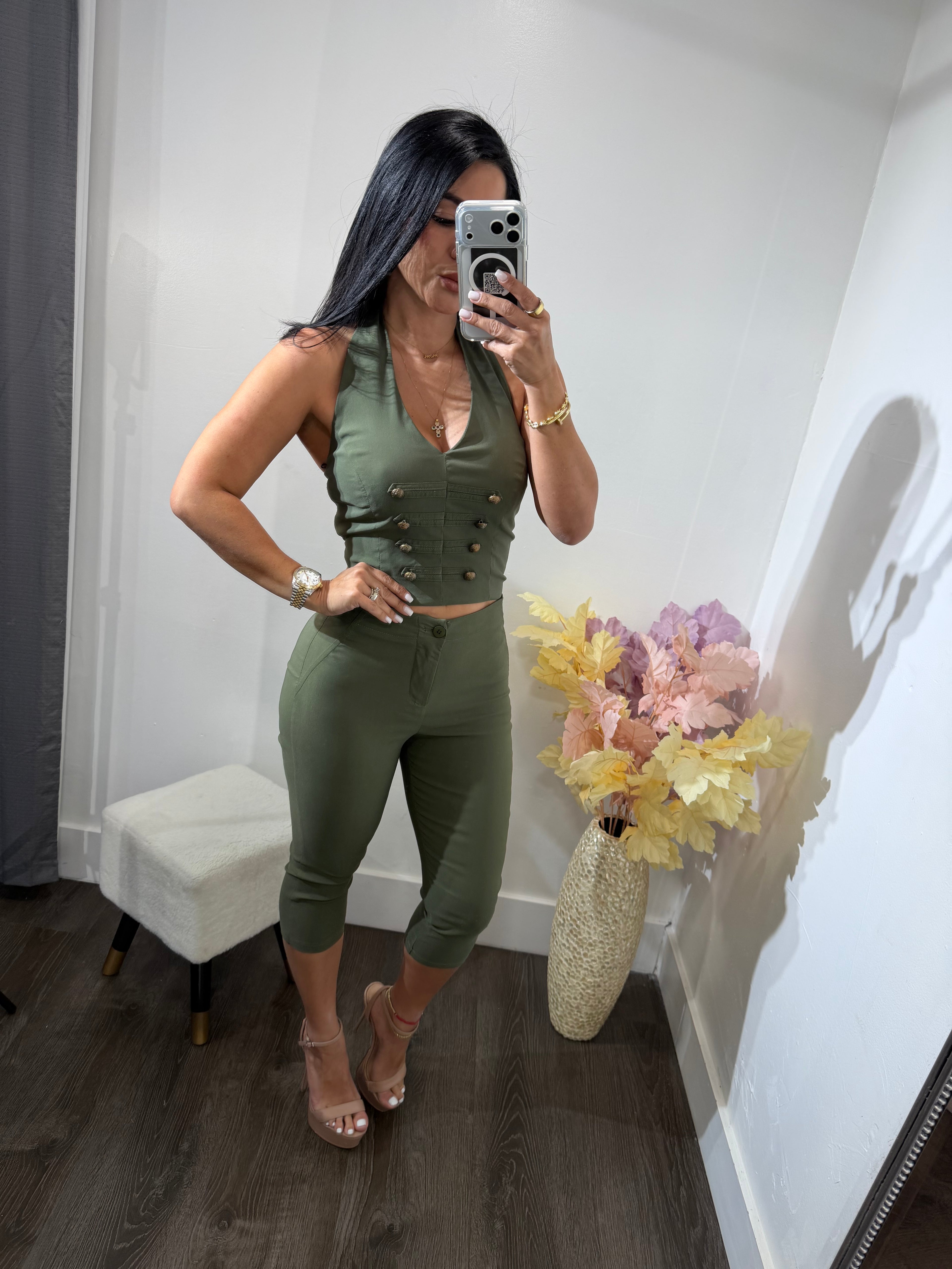 Set yanet capri