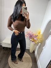 Load image into Gallery viewer, Top basic ani
