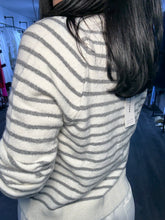 Load image into Gallery viewer, Sweater Vanessa
