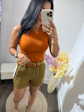 Load image into Gallery viewer, Short Kelly
