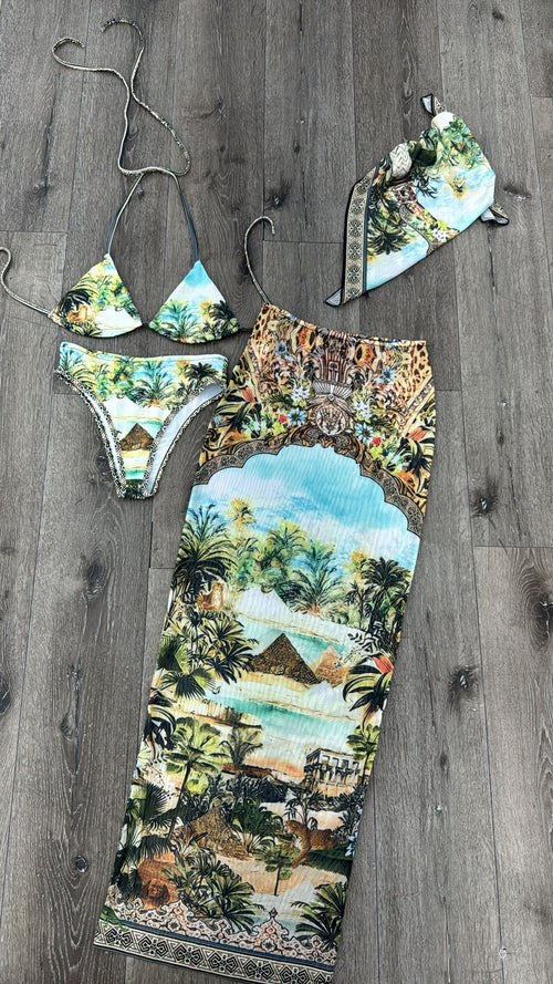 Bikini Aura