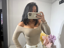 Load image into Gallery viewer, Top basic Alexia
