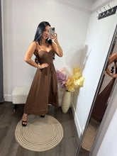 Load image into Gallery viewer, Maxi dress Barbie
