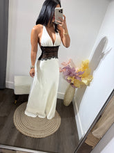 Load image into Gallery viewer, Maxi Dress satin Laila
