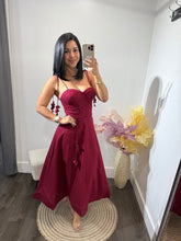 Load image into Gallery viewer, Maxi dress Barbie

